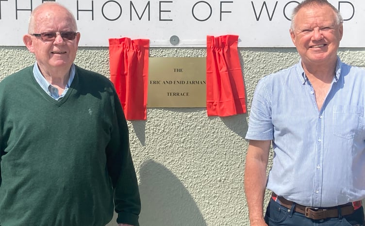 Andrew and Robert Jarman unveil the plaque for this parents at Tavistock Golf Club