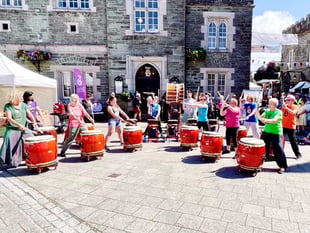 Town's carnival live music and dancing 