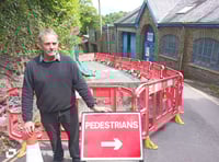 Closed road harms businesses 