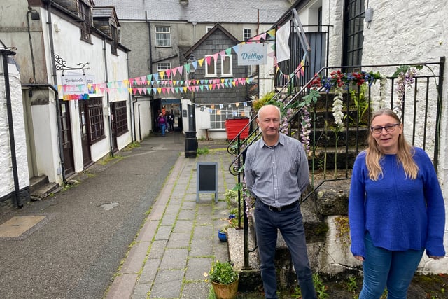 Shops strike back at vandalism 