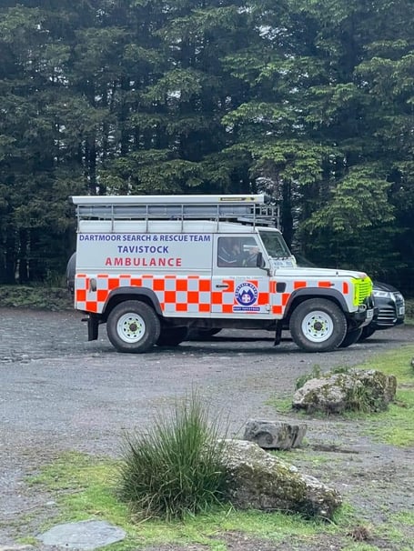 Dartmoor Search and Rescue Team Tavistock helped rescue two walkers on the moor yesterday (Monday).