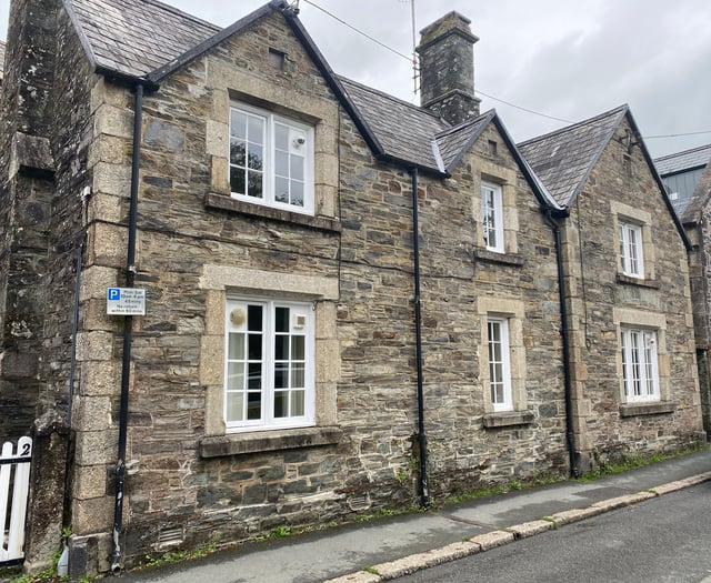 Vacant cottages for homeless idea