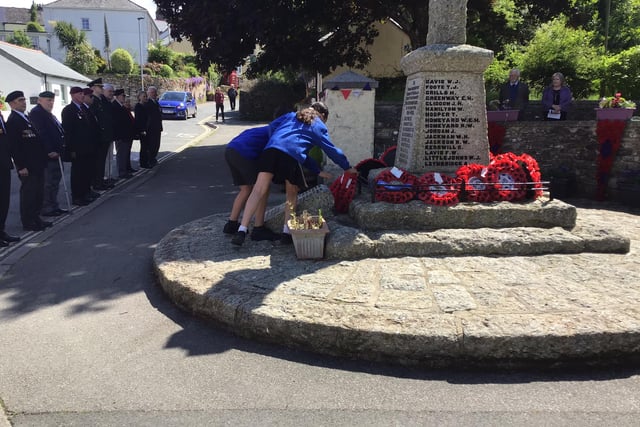 D-DAY: Bere Alston pupils mark D-Day 80