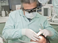 Just one dentist takes up £20k ‘golden hello’ in Devon