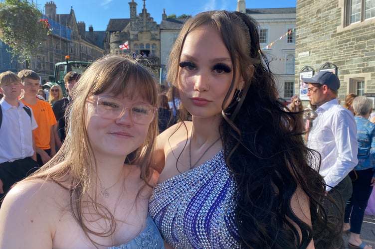 Left Caitlin  and her friend Liliemae enjoying the atmosphere before the proms