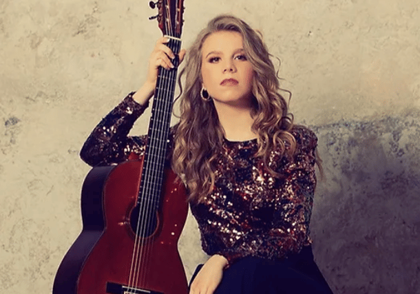 Guitarist heads Calstock Arts autumn line-up
