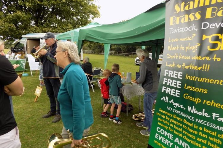 The Stannary Brass Band show how they do it