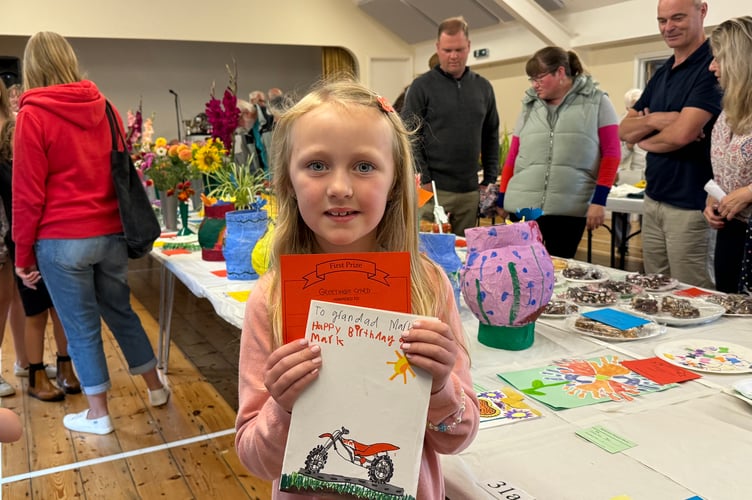 Lily O’Donnell (8) had a first prize in the Greetings Card class. AQ 1030