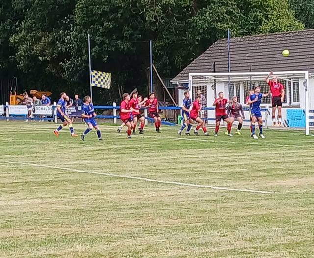 Argyle romp to victory at Simmons Park