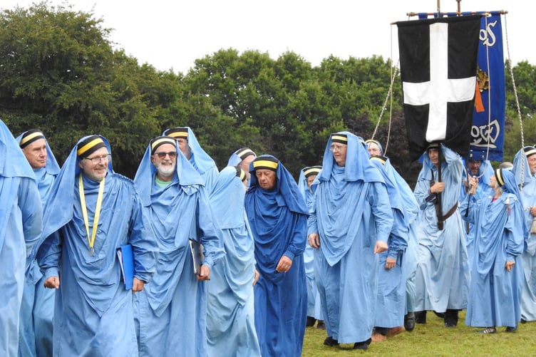 Over 190 Bards convened in Callington for the annual procession of the Gorsedh.