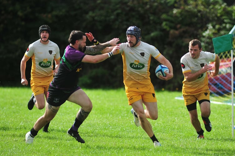 Rugby. Counties 3 Tribute Devon North & East SW Division.  New Cross versus  North Tawton. Not a good day for the home side who went down 7-29 to their visitors