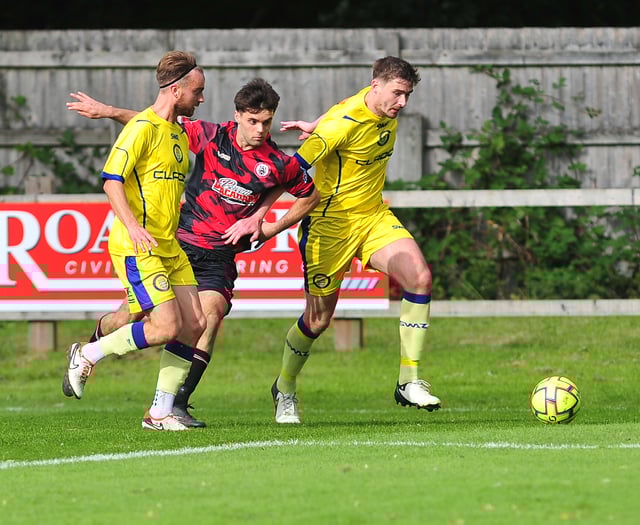 Previewing this weekend’s football for Tavi and Oke 02/11