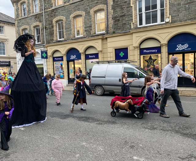 Halloween horror parade in Tavistock 