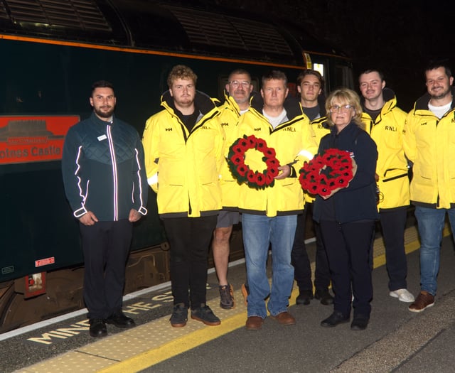 Military veteran RNLI volunteers in GWR Poppies to Paddington service