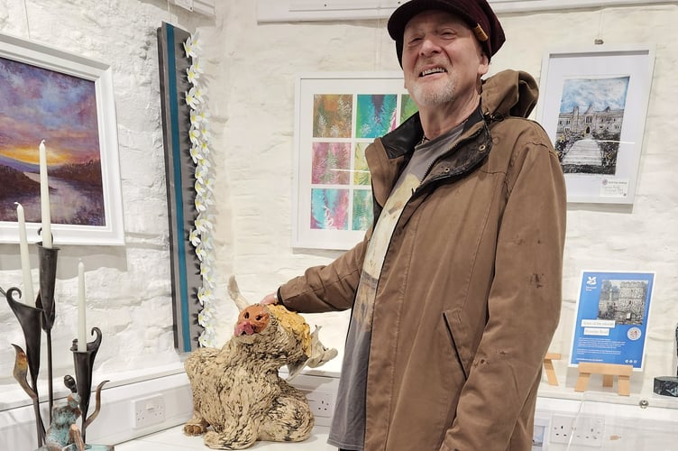 Princetown sculptor Nick Bennett exhibiting at Cothele
