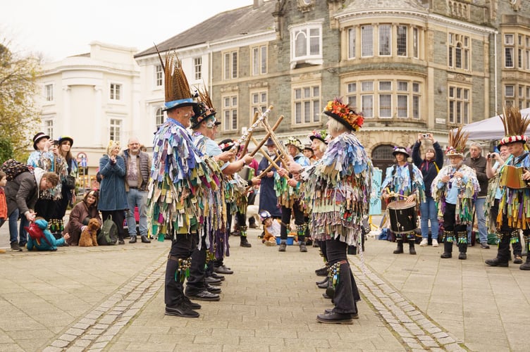 Tavistock Morris dancers