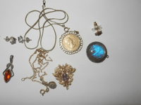 Police appeal after jewellery burglary