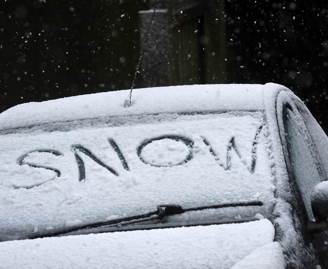 Snow brings disruption to Devon