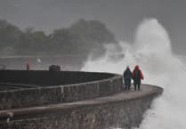 Brace for strong wind as Met Office issue 22-hour warning