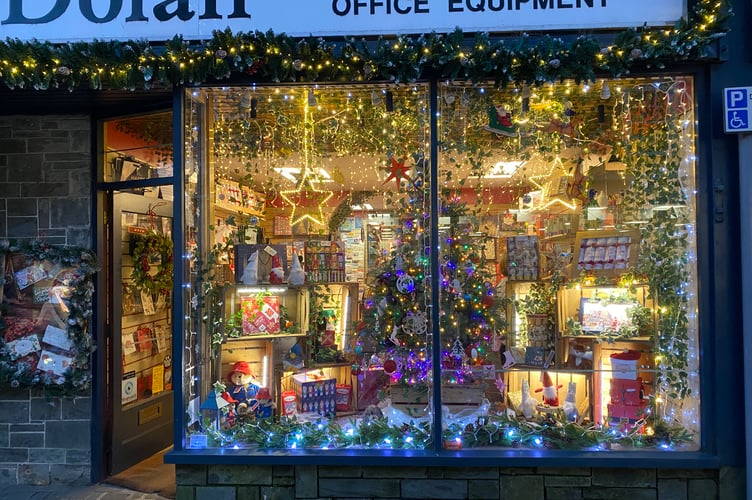 Dolan shop