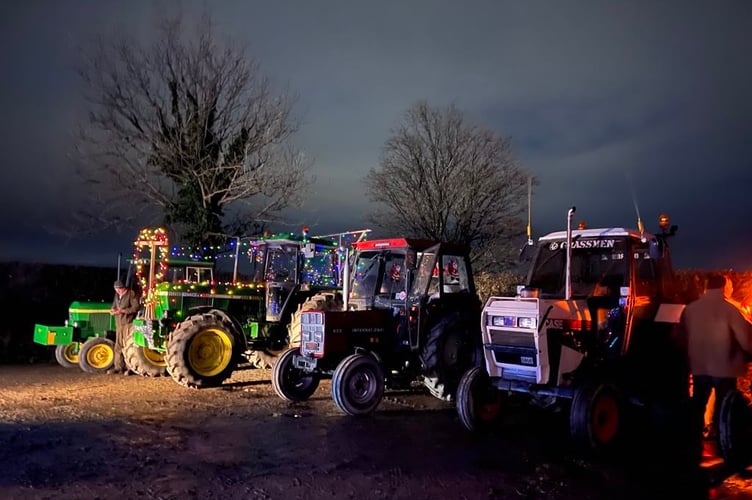 Bere Alston tractor run parade
