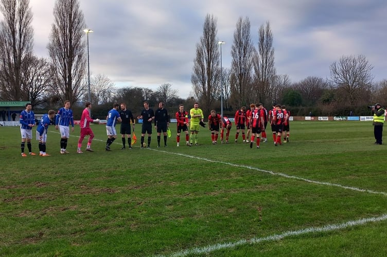 Tavistock AFC and Exmouth Town players