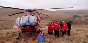 Volunteer rescuers help moorland casualty