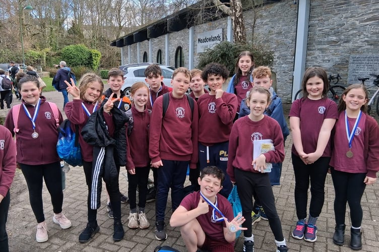 Horrabridge school's successful swimmers.