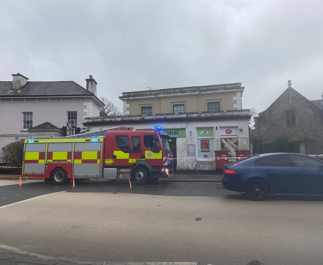 Fire crew called to fire at Tavistock convenience store