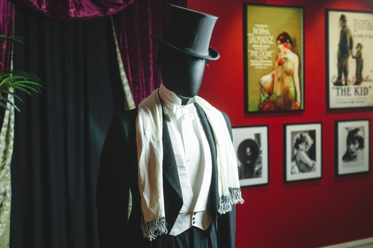 Killerton National Trust, near Exeter, Devon, will open âUnflappable, Fashioning the 1920s,â exploring the style and social context of the 1920s, from February 15 to November 2, 2025. Focusing on womenâs clothing, the exhibition will showcase a variety of historic garments and accessories from the propertyâs collection. 