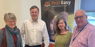 Central Devon MP visits Okehampton's Read Easy 