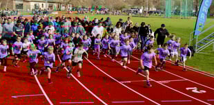 Tavistock schools' mass mile run