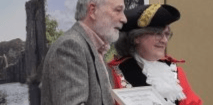 Conservation group co-founder honoured