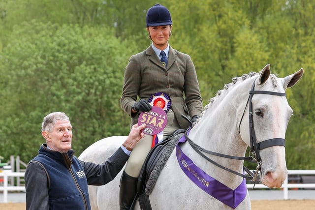 Riding duo qualify for major show