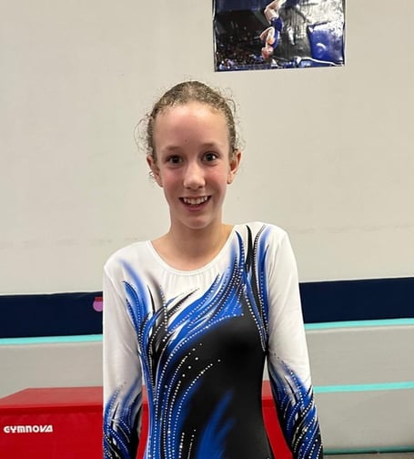 Oke Flyer Daisy Crompton