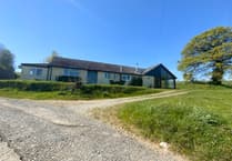 Spacious detached property to let in Bradstone
