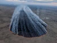 Farmers help firefighters huge moorland fire 