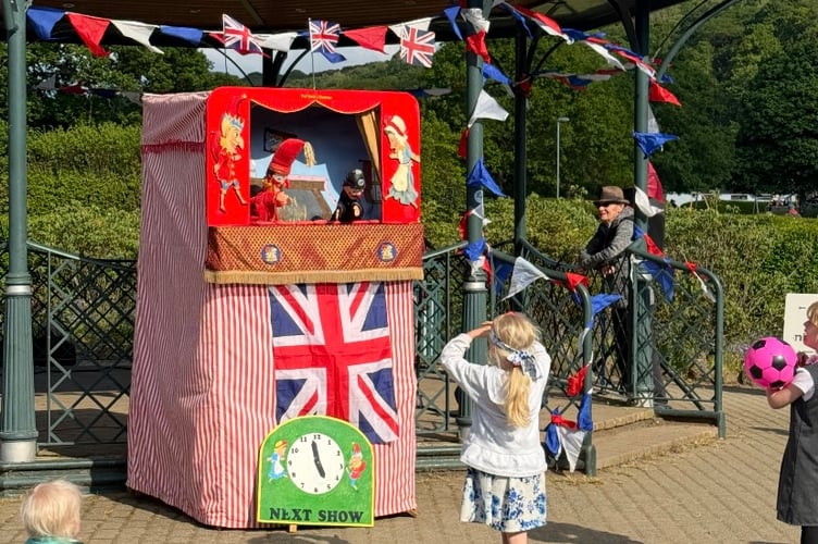 Punch and Judy brought in large crowds.