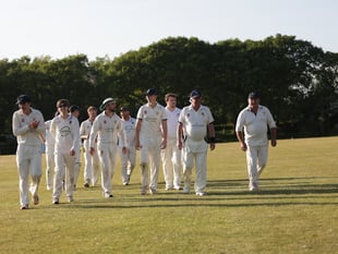 Yelverton move closer to safety