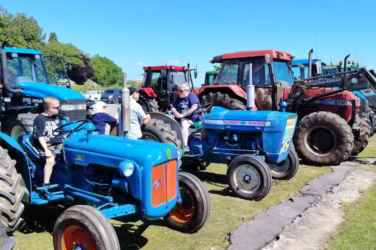 Yelverton Family Fun day and tractor run.