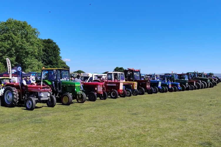 Yelverton Family Fun day and tractor run.