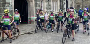  Tavistock cyclists begin London ride for friend