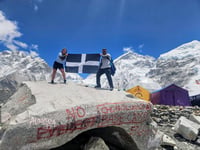  'Gunni boy' raises vital funds with Everest trek