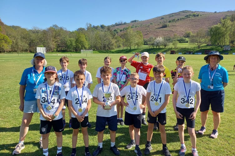 Okehampton Primary cross country team.