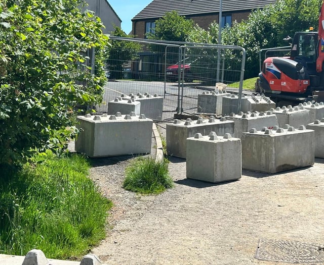 Fence divides Okehampton estate