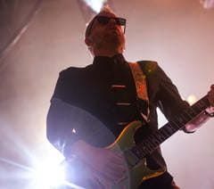Plymouth Hoe rocked in the rain with Pendulum