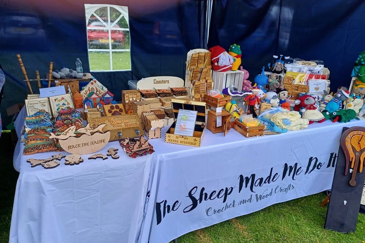 The Sheep Made Me Do It, crochet and wool crafts.
