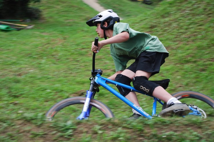 Young bikers acrobatics at Tavistock jam