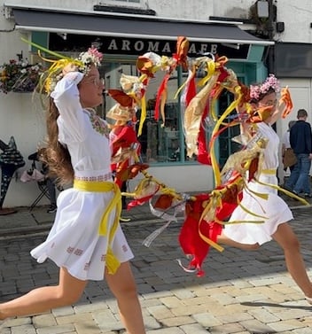 Ukrainian traditional dancing at Tavistock Carnival.