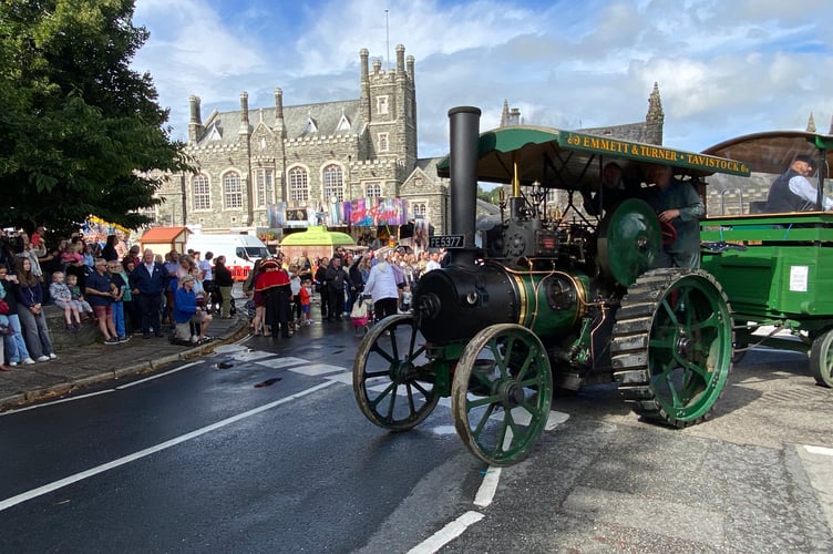 Steaming into Bedford Square for Tavistock Carnival.